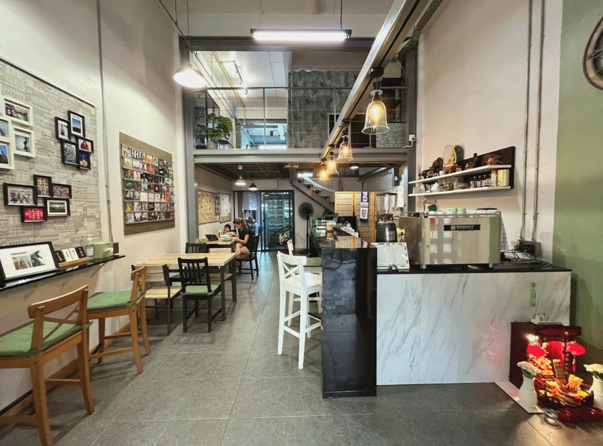 האט יאי Hybrit Hostel&Cafe מראה חיצוני תמונה