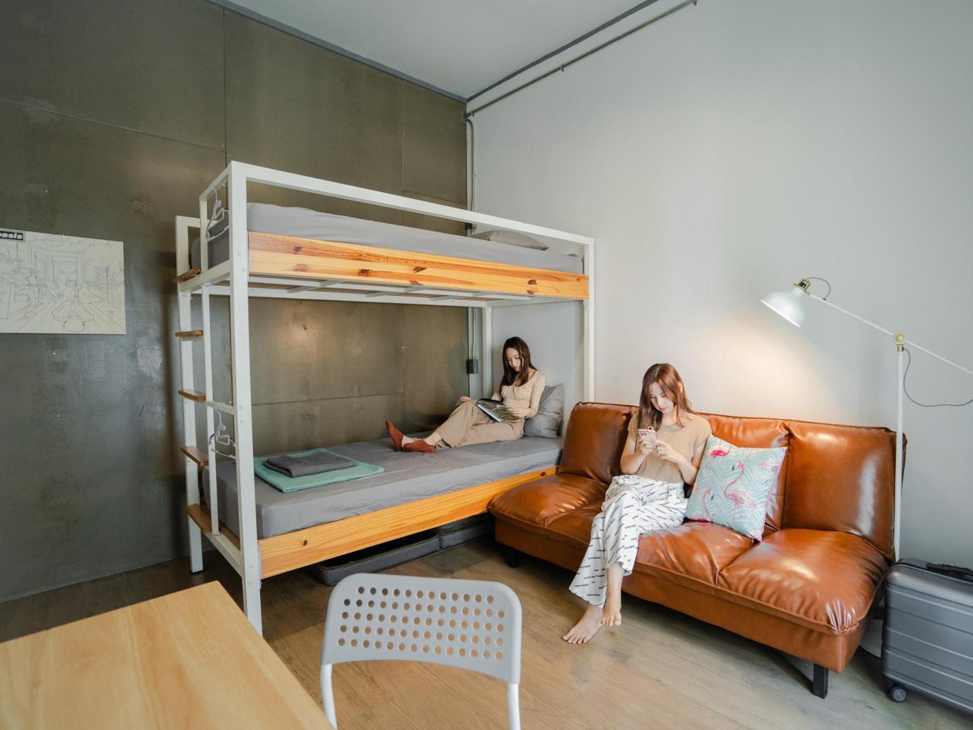 האט יאי Hybrit Hostel&Cafe מראה חיצוני תמונה